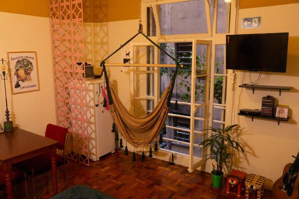 Apartamento Aconchegante No Centro De *